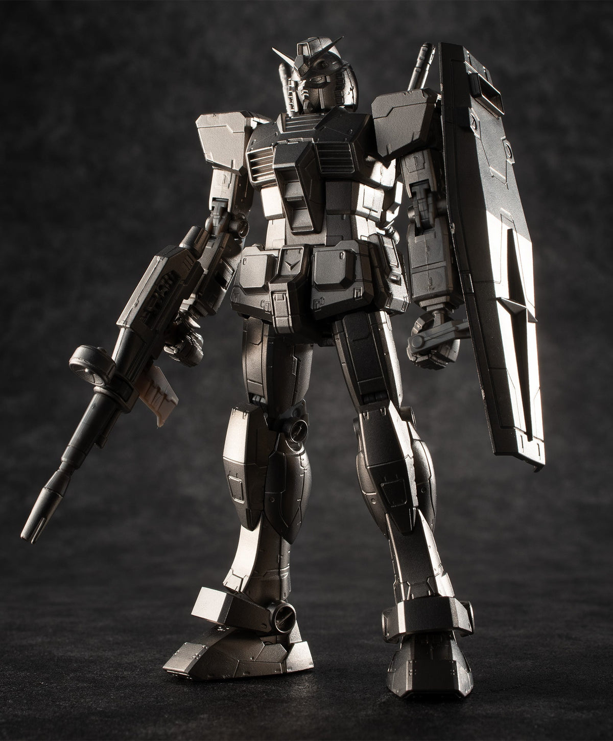 Gundam 1/144 Gundarium Alloy RX-78-2 Gundam Alloy Model Kit Limited Edition Exclusive RARE