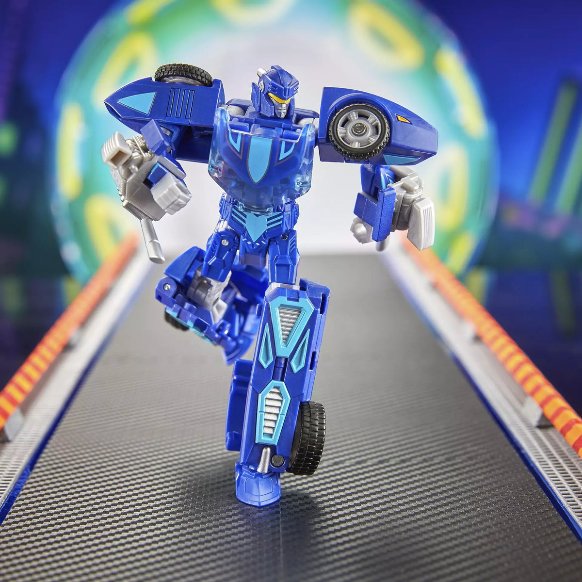 Transformers Collaborative Hot Wheels Twin Mill Action Figure